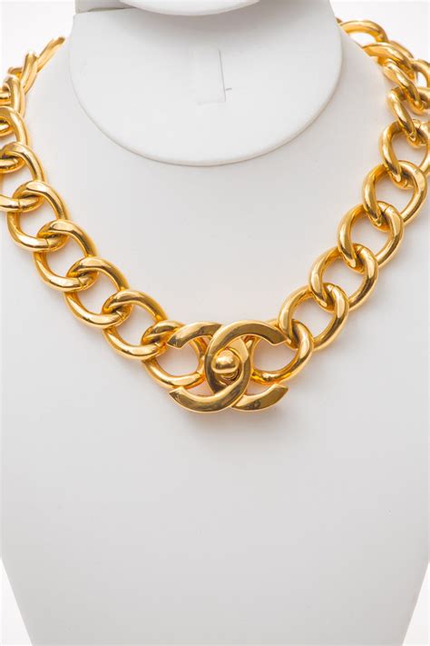 chanel chain choker necklace